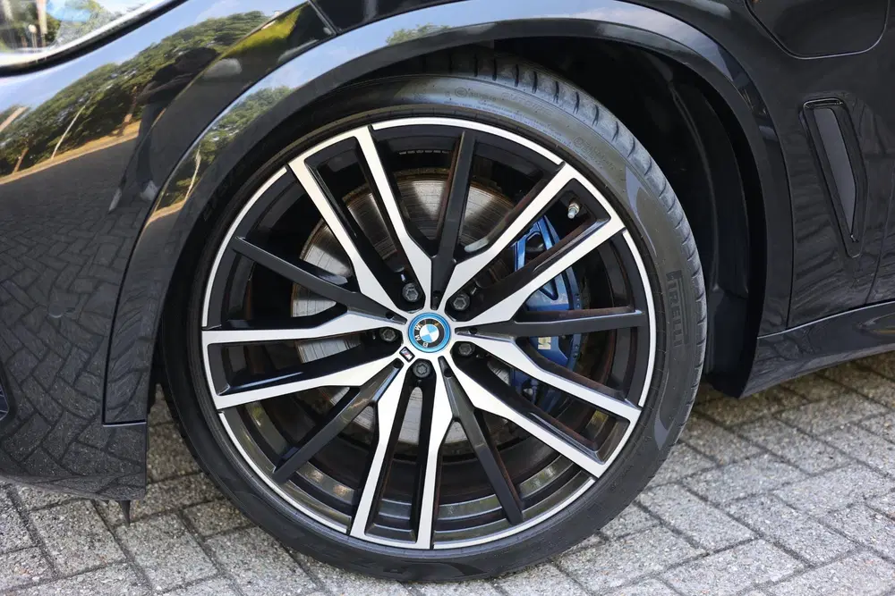 BMW X5 xDrive45e M Sport Panoramadak uit 2022, foto 2