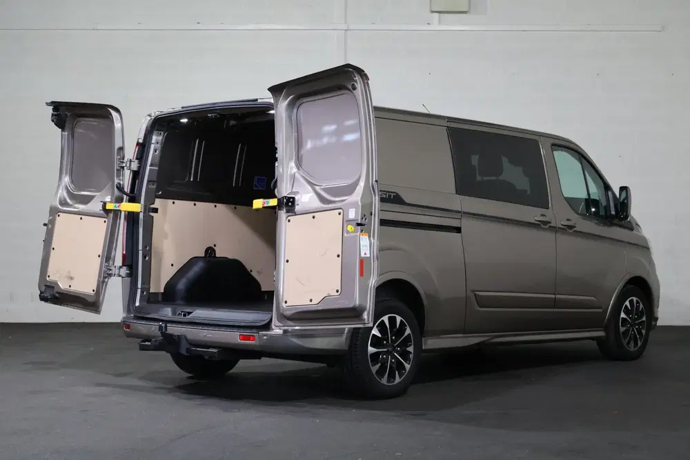 Ford Transit Custom 2.0 TDci 170pk L2 H1 Sport DC (bj 2023) uit 2023, foto 11