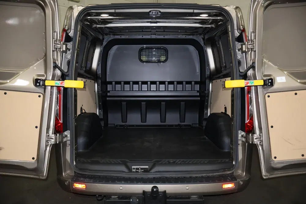 Ford Transit Custom 2.0 TDci 170pk L2 H1 Sport DC (bj 2023) uit 2023, foto 4