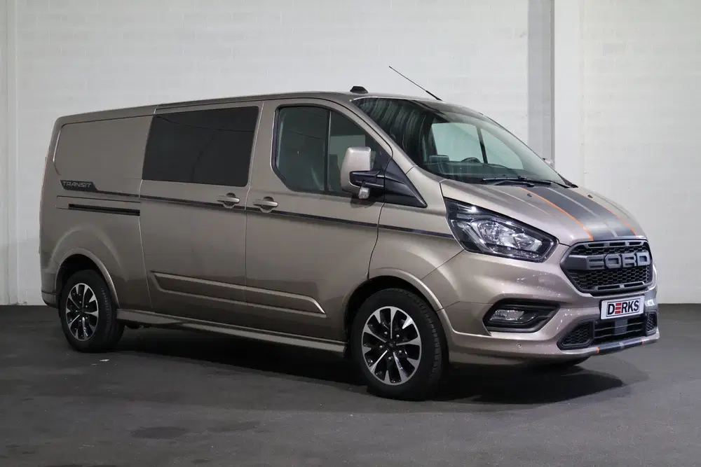 Ford Transit Custom 2.0 TDci 170pk L2 H1 Sport DC (bj 2023) uit 2023, foto 7