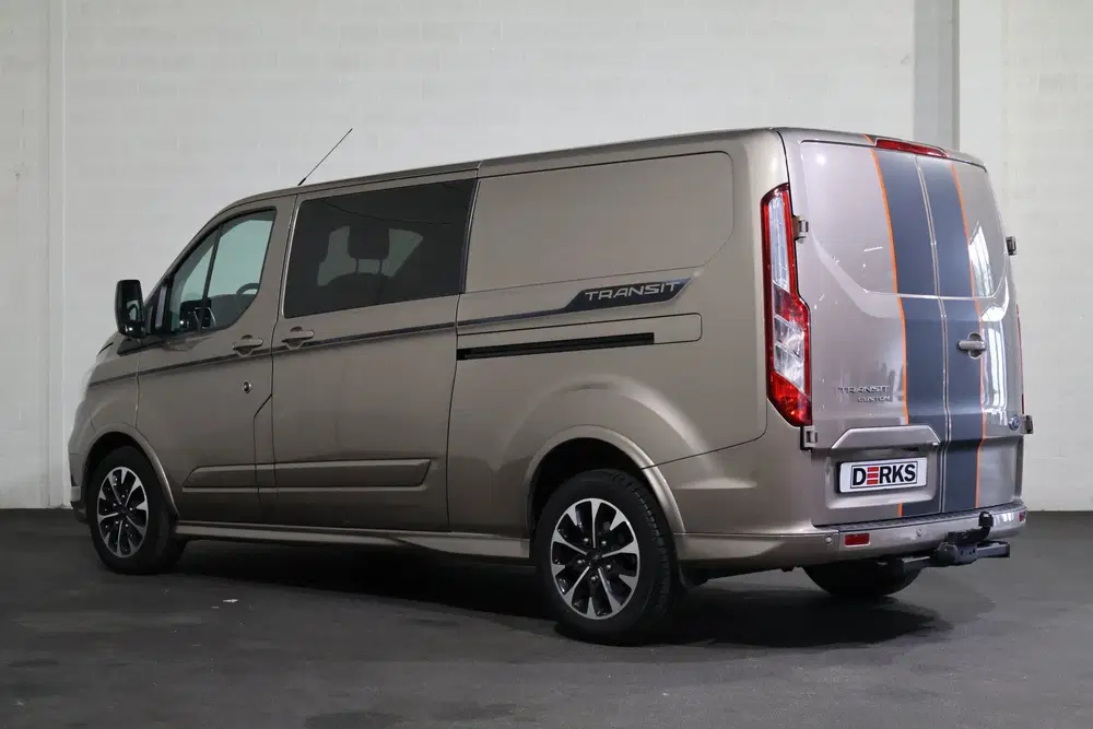 Ford Transit Custom 2.0 TDci 170pk L2 H1 Sport DC (bj 2023) uit 2023, foto 8
