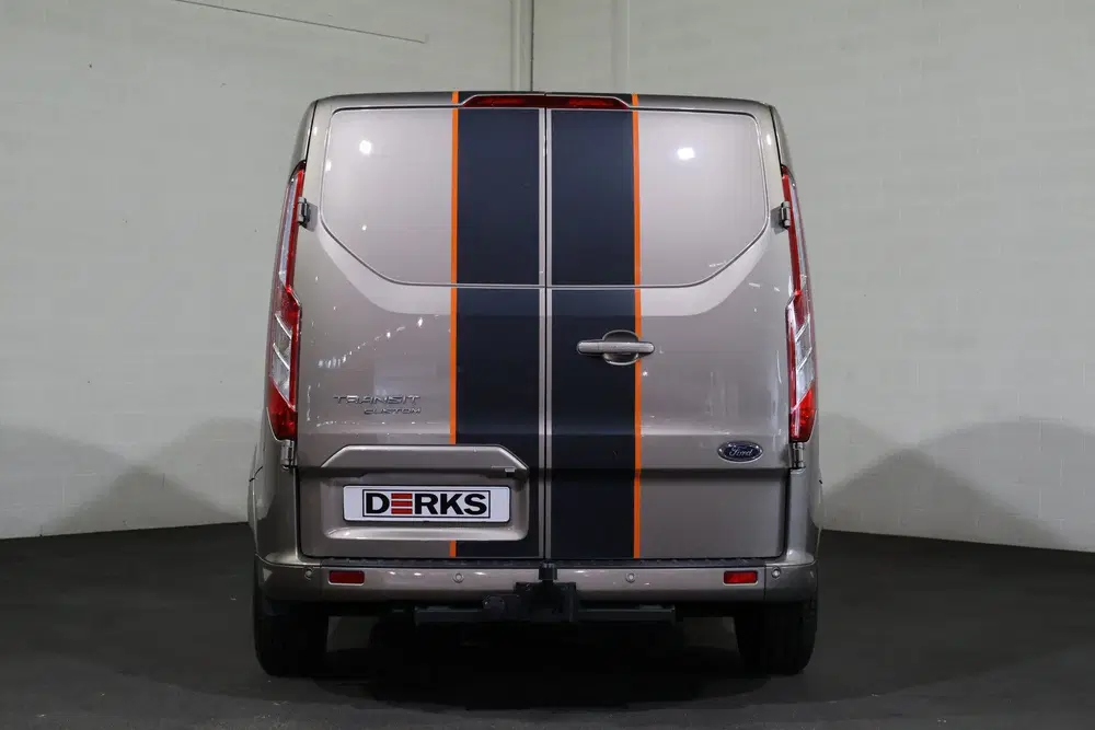 Ford Transit Custom 2.0 TDci 170pk L2 H1 Sport DC (bj 2023) uit 2023, foto 9