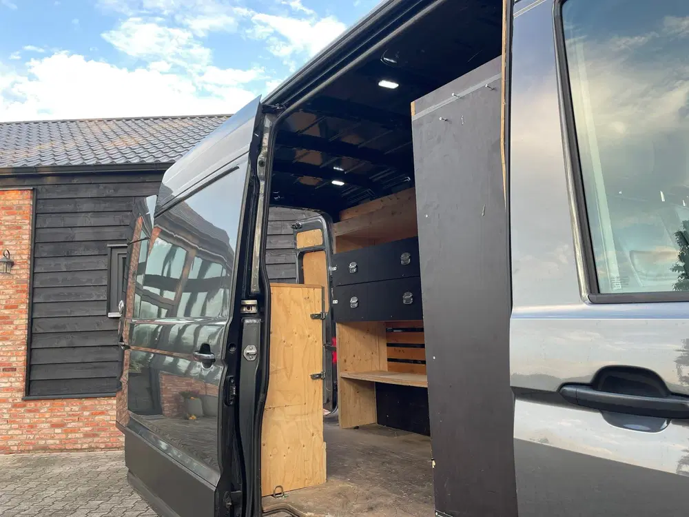 Volkswagen Crafter 35 2.0 TDI L3H3 Highline uit 2019, foto 12