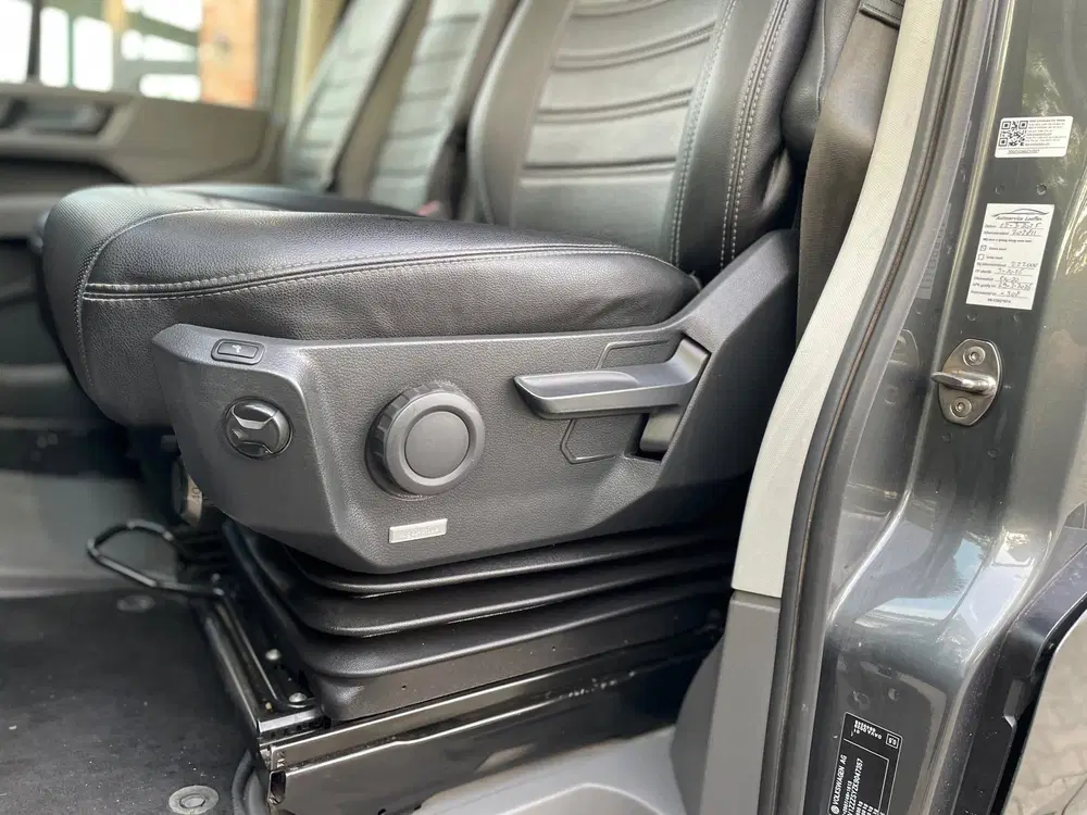 Volkswagen Crafter 35 2.0 TDI L3H3 Highline uit 2019, foto 15