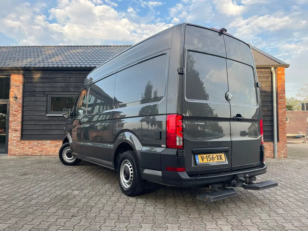 Volkswagen Crafter 35 2.0 TDI L3H3 Highline uit 2019, foto 3