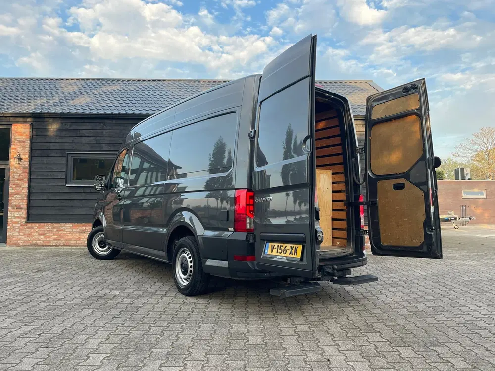 Volkswagen Crafter 35 2.0 TDI L3H3 Highline uit 2019, foto 9