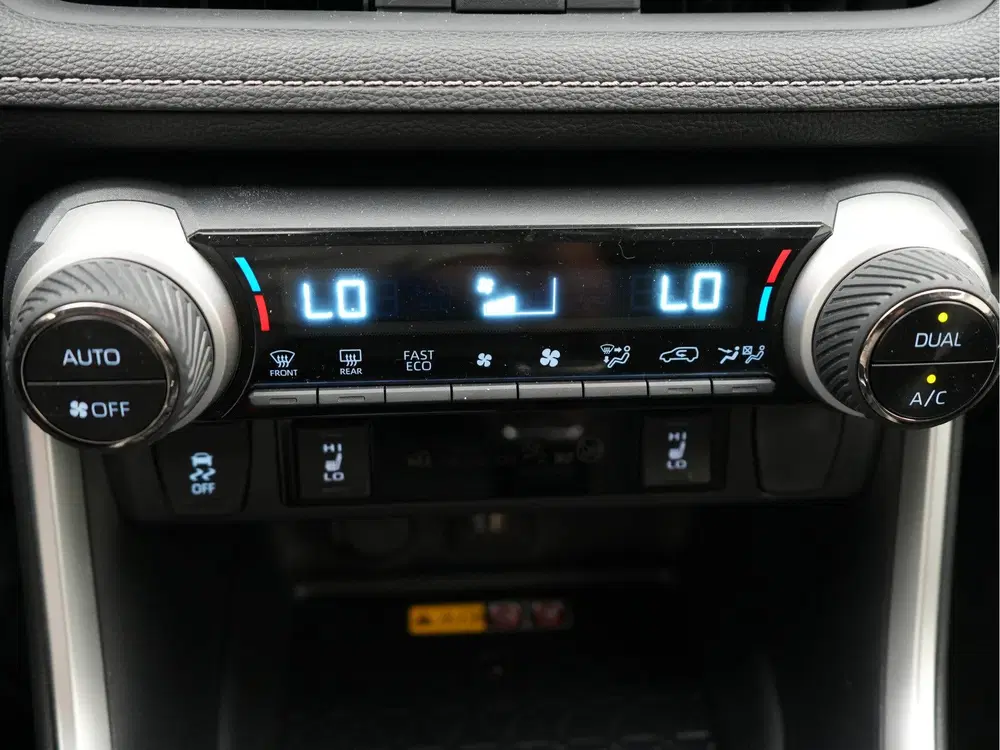 Toyota RAV 4 2.5 Hybrid Executive Limited uit 2024, foto 12