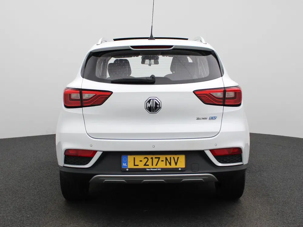 MG ZS EV Luxury 45 kWh uit 2021, foto 5