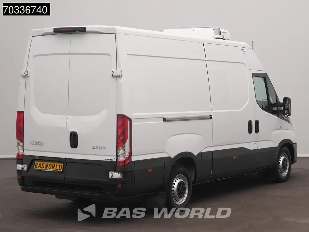 Iveco Daily Automaat Koel uit 2022, foto 2