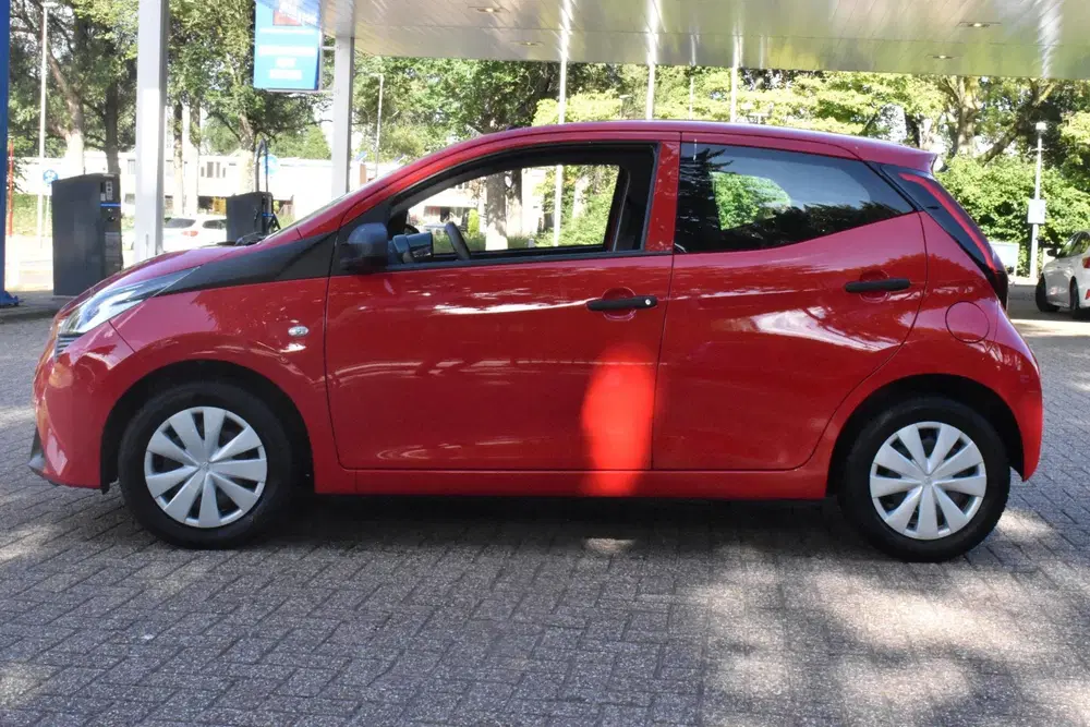 Toyota Aygo 1.0 VVT-i x-fun 100% Dealer onderhouden uit 2020, foto 14