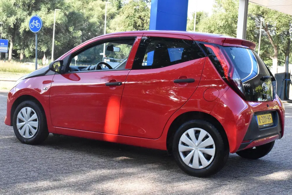 Toyota Aygo 1.0 VVT-i x-fun 100% Dealer onderhouden uit 2020, foto 15