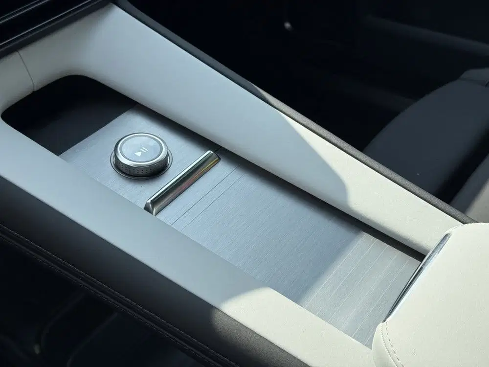 Polestar 4 Long Range Single Motor uit 2024, foto 14