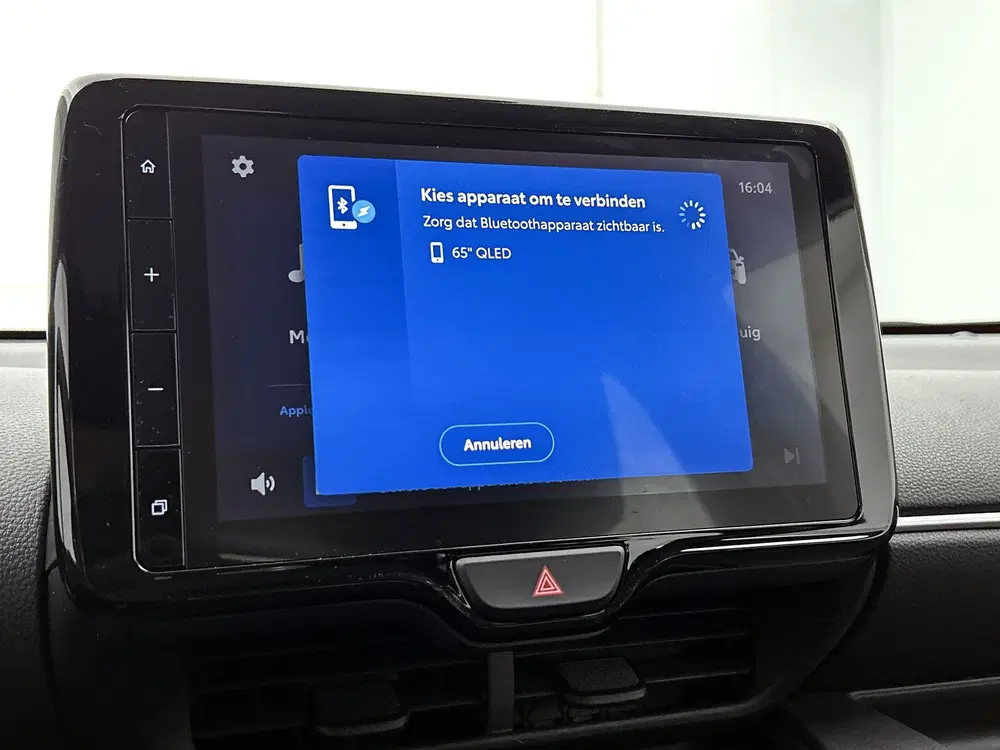 Mazda 2 Hybrid 1.5 Exclusive-line uit 2024, foto 12