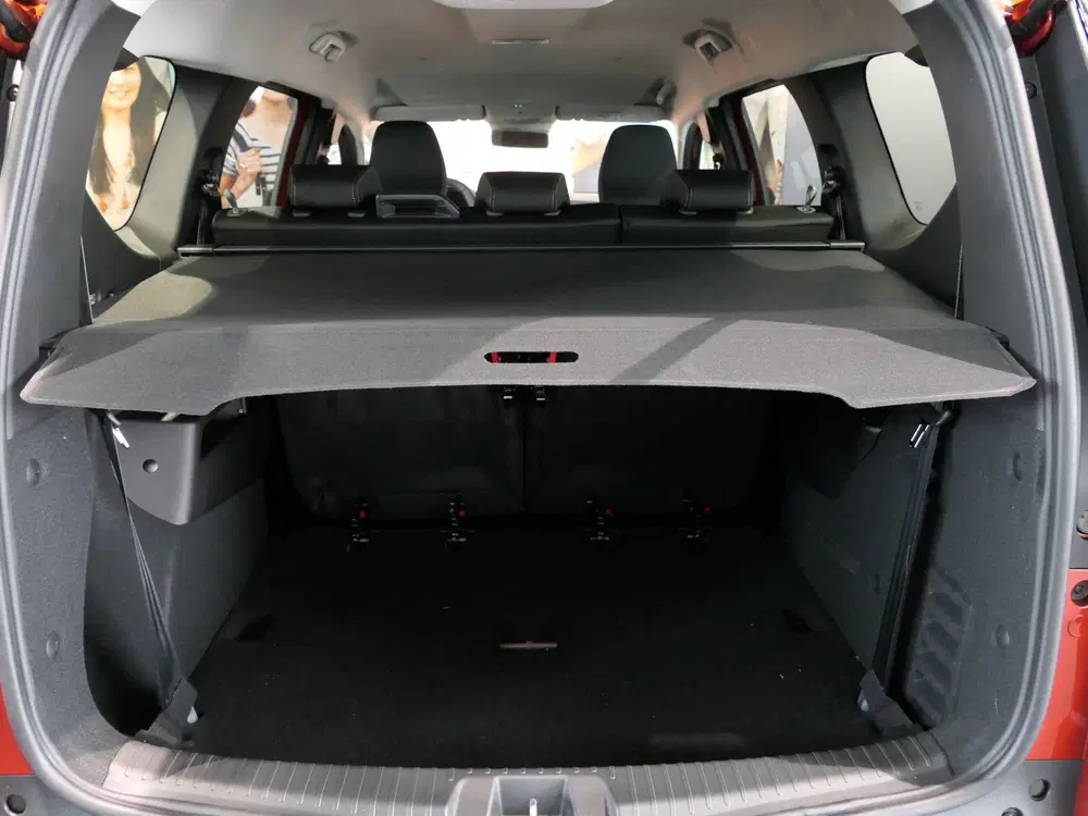Dacia Jogger 1.0 TCe 110 limited edition 7p. uit 2026, foto 10