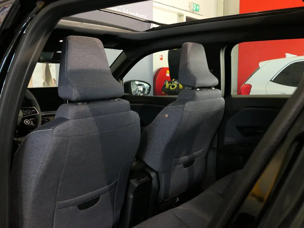 Renault 4 comfort range techno 52 kWh "Plein Sud" *D uit 2026, foto 7