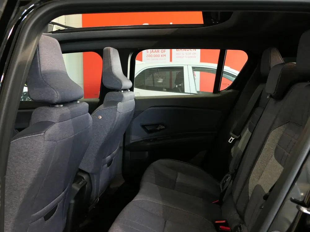Renault 4 comfort range techno 52 kWh "Plein Sud" *D uit 2026, foto 8