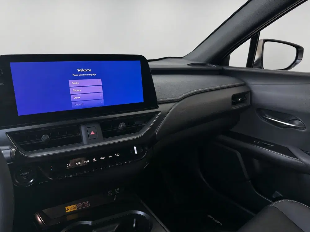 Lexus UX 300h Ultimate Edition uit 2026, foto 11