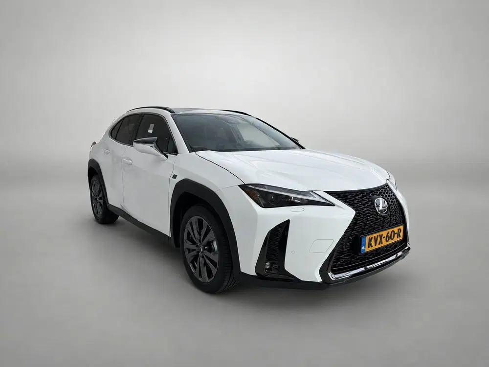 Lexus UX 300h Ultimate Edition uit 2026, foto 3