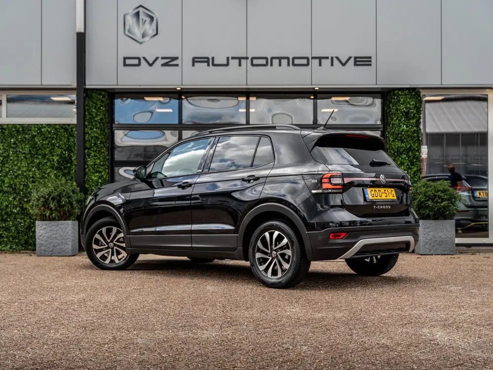 Volkswagen T-Cross 1.0 TSI DSG Active uit 2022, foto 8