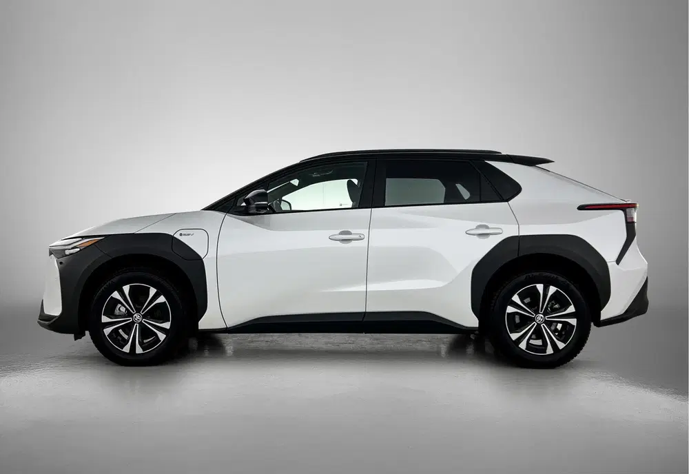 Toyota bZ4X Dynamic 71 kWh Bi-Tone uit 2025, foto 3