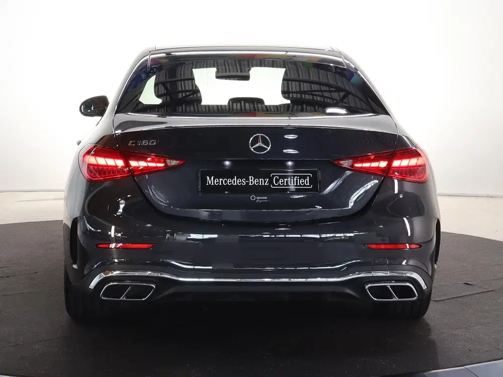 Mercedes-Benz C-Klasse 180 AMG Line uit 2024, foto 4