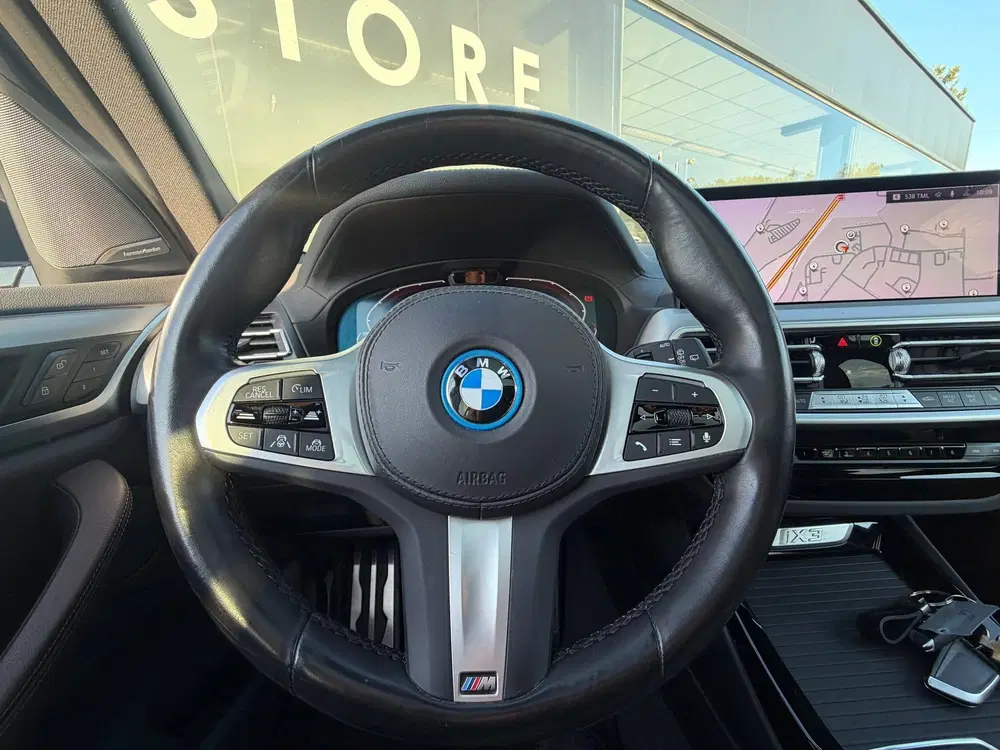 BMW iX3 High Executive 80 kWh M-PORT Leder uit 2023, foto 14