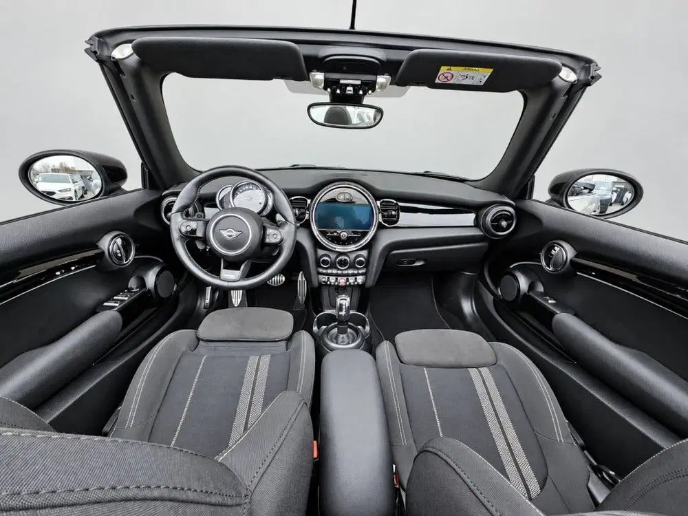 Mini Cabrio 2.0 Cooper S 180PK Automaat John Cooper Wo uit 2023, foto 15