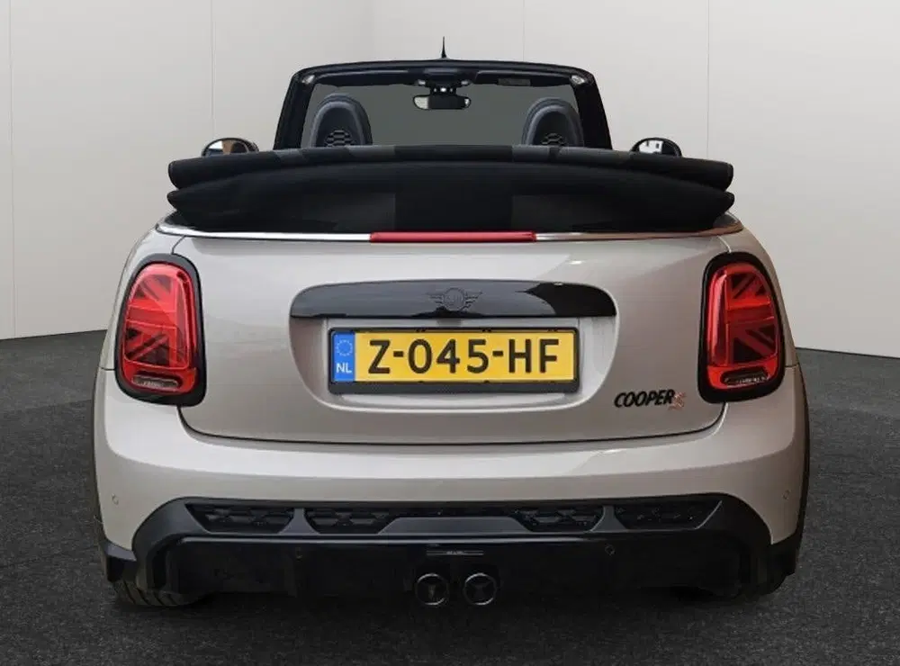 Mini Cabrio 2.0 Cooper S 180PK Automaat John Cooper Wo uit 2023, foto 9