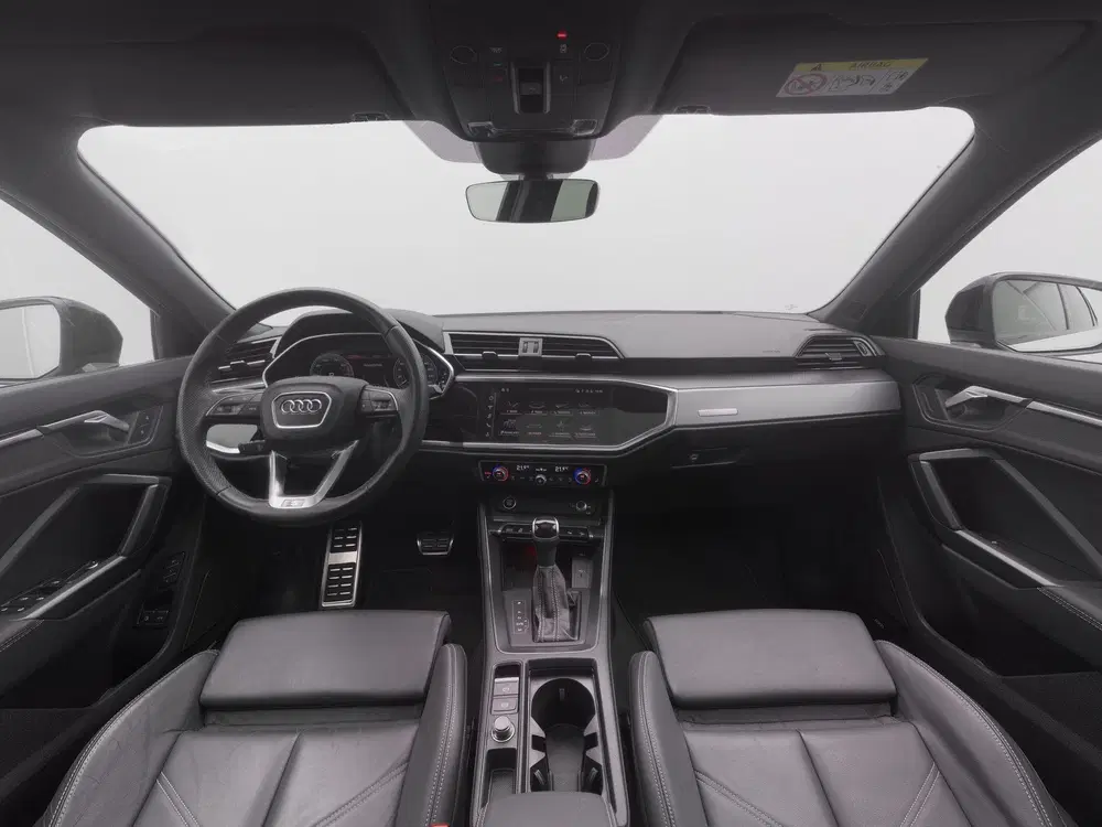 Audi Q3 S-line 45 TFSI e 245 PK uit 2023, foto 3