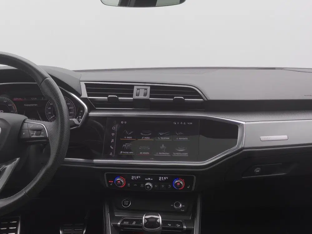 Audi Q3 S-line 45 TFSI e 245 PK uit 2023, foto 9