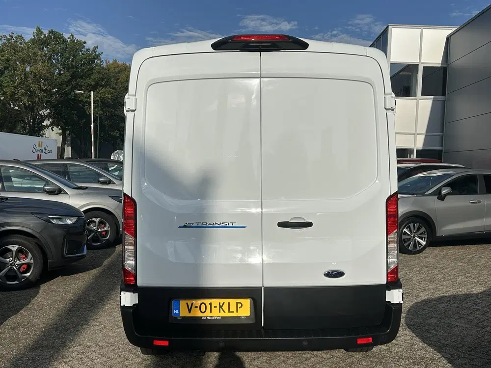 Ford Transit 350 L3H2 Trend 68 kWh uit 2024, foto 4