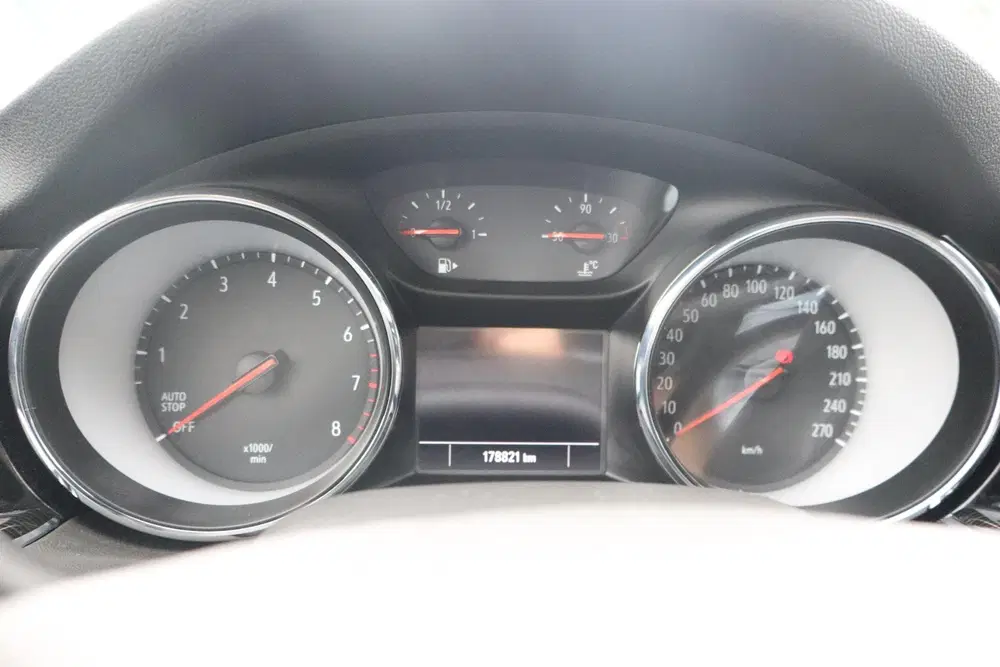 Opel Insignia 1.5 Turbo Business Executive uit 2019, foto 4