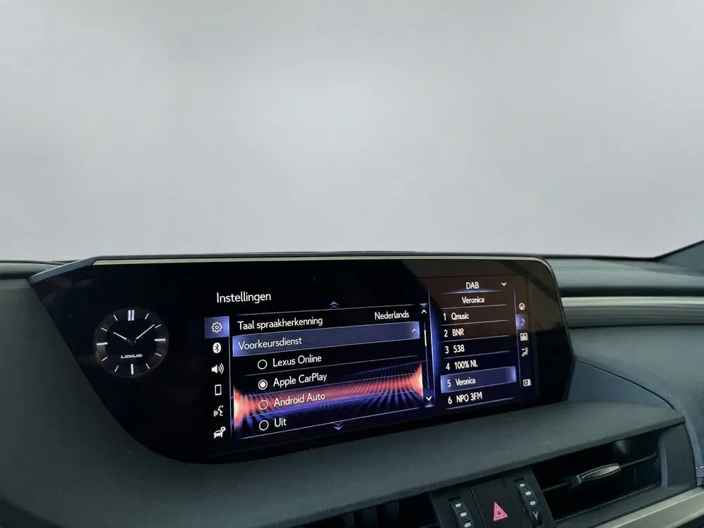 Lexus ES 300h F Sport Line uit 2019, foto 14