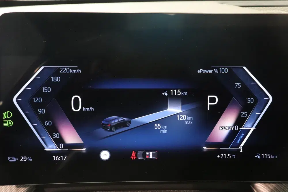 BMW iX1 xDrive30 Launch Edition 67 kWh uit 2023, foto 4