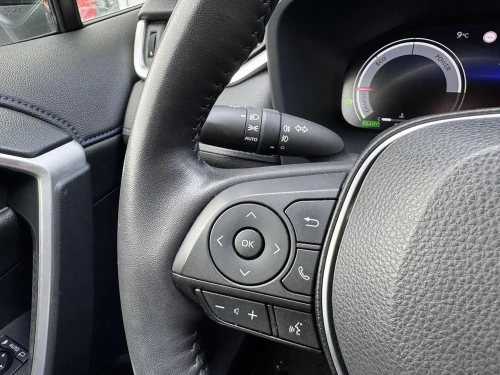 Toyota RAV 4 2.5 Hybrid AWD Bi-Tone uit 2024, foto 13