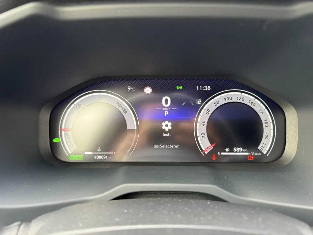 Toyota RAV 4 2.5 Hybrid AWD Bi-Tone uit 2024, foto 15