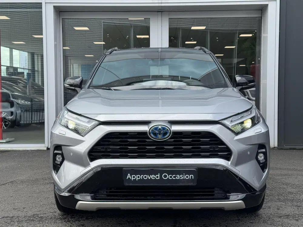 Toyota RAV 4 2.5 Hybrid AWD Bi-Tone uit 2024, foto 2