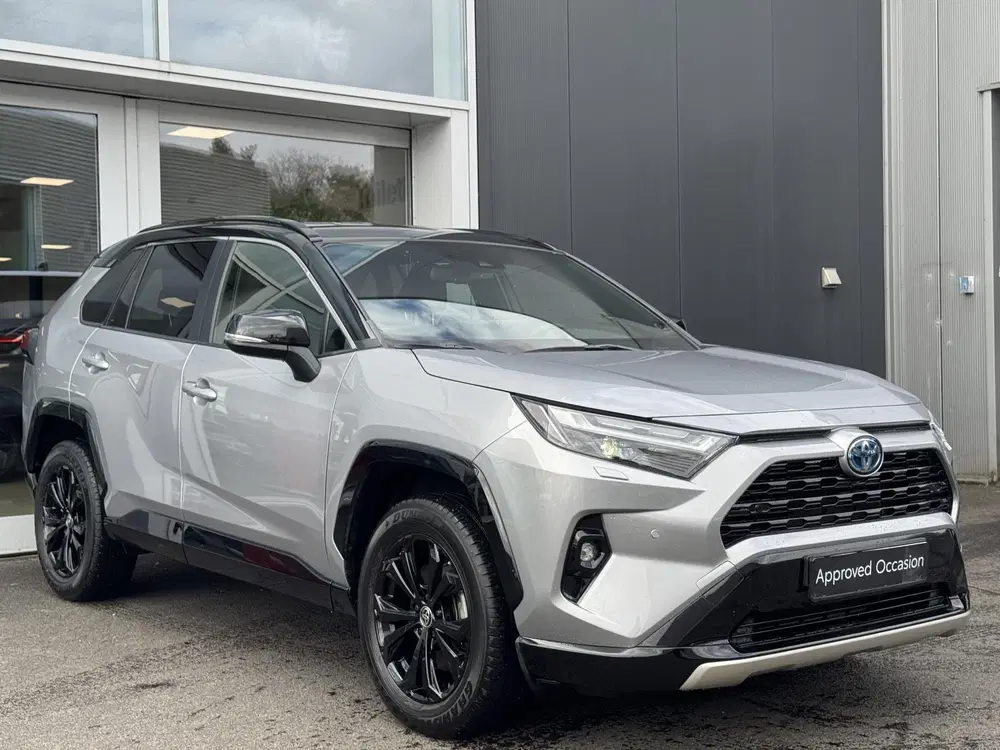 Toyota RAV 4 2.5 Hybrid AWD Bi-Tone uit 2024, foto 3
