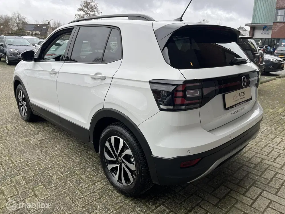 Volkswagen T-Cross 1.0 TSI Style NAVI*CAMERA*ACC*PDC*CLIMA* uit 2022, foto 6