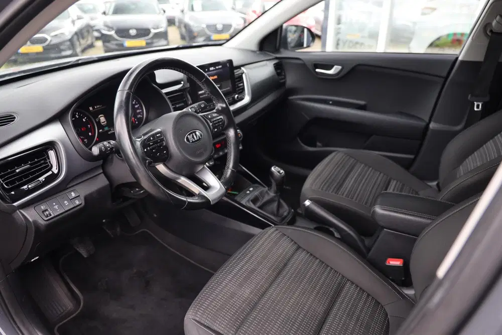 Kia Stonic 1.0 T-GDi MHEV DynamicPlusLine uit 2021, foto 5