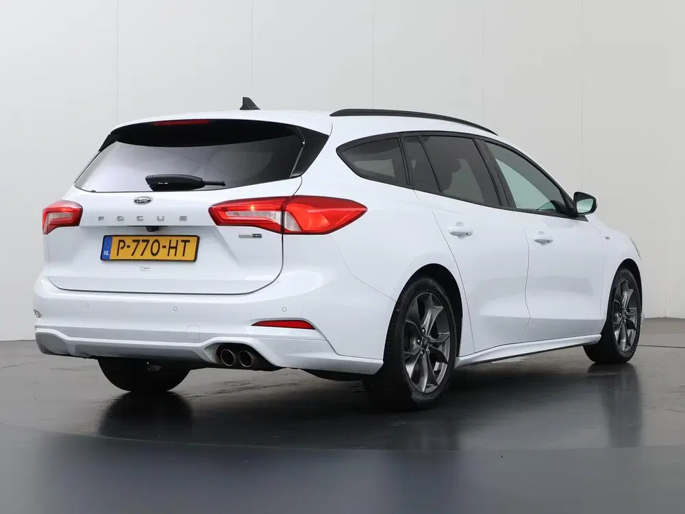 Ford Focus 1.0 EcoBoost Hybrid ST Line Business uit 2022, foto 2