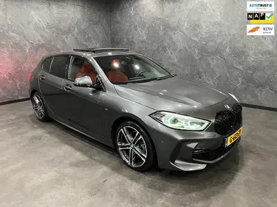 BMW 1-serie 118i High Executive M PAKKET PANO NL AUTO uit 2020