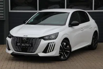 Peugeot 208 1.2 PureTech 100 Allure Vision Pack 100Pk uit 2024
