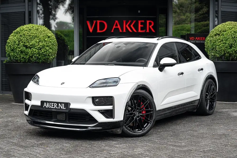 Porsche Macan Turbo Electric uit 2025