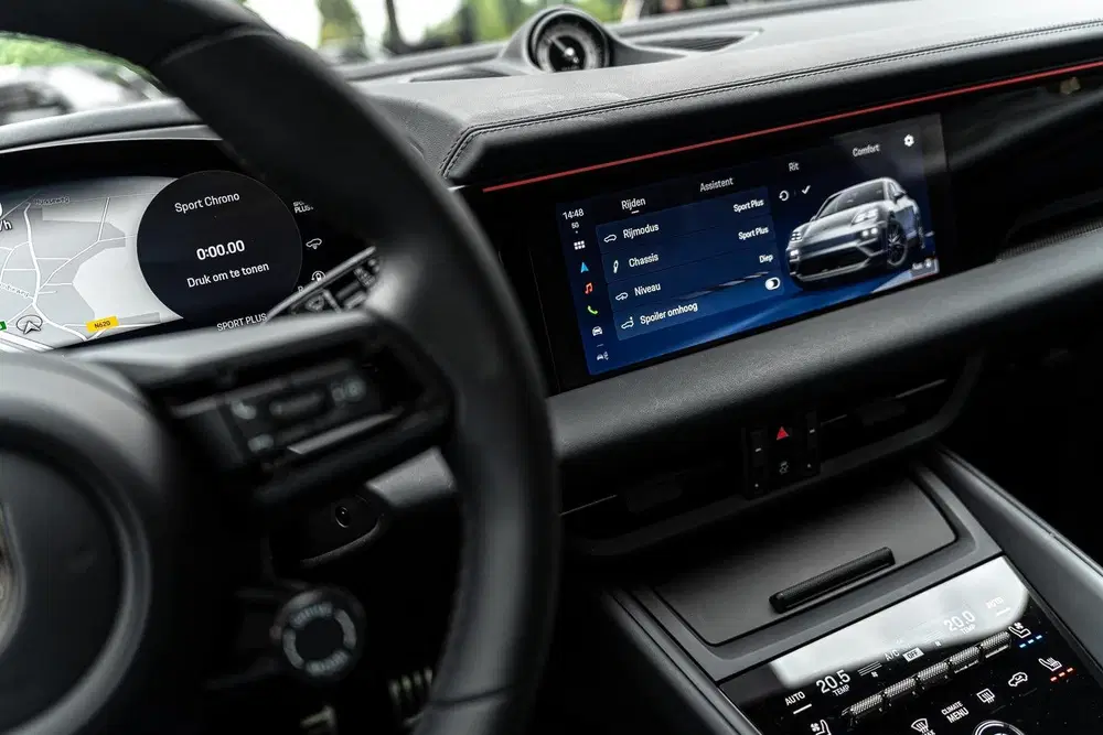 Porsche Macan Turbo Electric uit 2025, foto 9