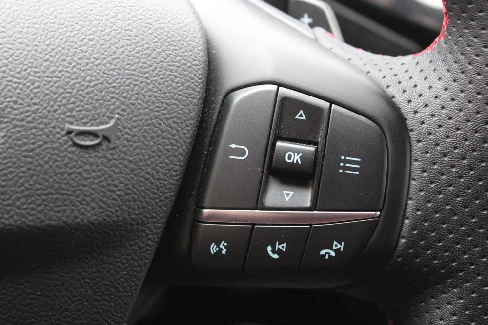 Ford Focus 1.0 EcoBoost Hybrid ST Line X Winter Pack uit 2023, foto 11