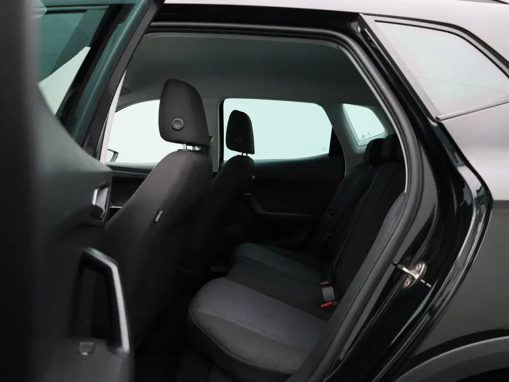 SEAT Arona 1.0 TSI Style Business Connect uit 2023, foto 10