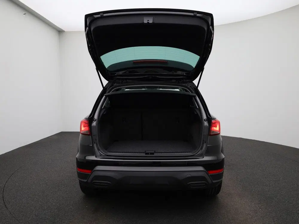 SEAT Arona 1.0 TSI Style Business Connect uit 2023, foto 11