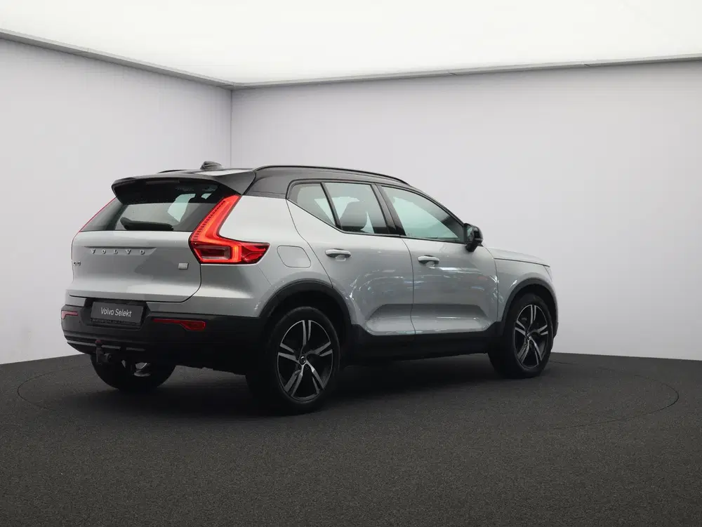 Volvo XC40 T5 Recharge R-Design uit 2021, foto 2