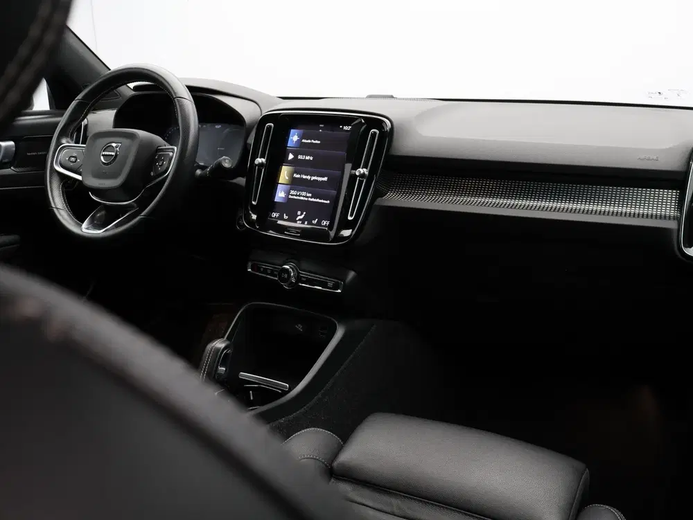Volvo XC40 T5 Recharge R-Design uit 2021, foto 3